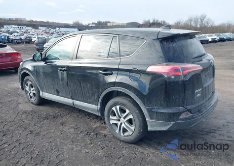 2018 Toyota Rav4 Le z USA, uszkodzony, nr VIN 2T3BFREV0JW714109